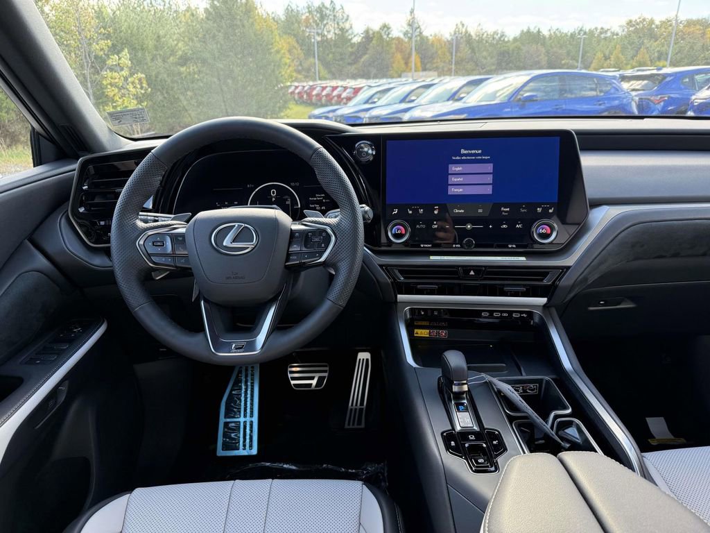 New 2026 Lexus TX 500h AWD image 8