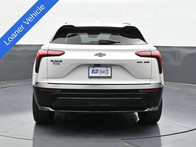New 2025 Chevrolet Blazer EV RS AWD/4WD image 8