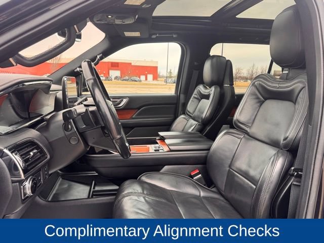 Used 2019 Lincoln Navigator L Reserve AWD/4WD image 6