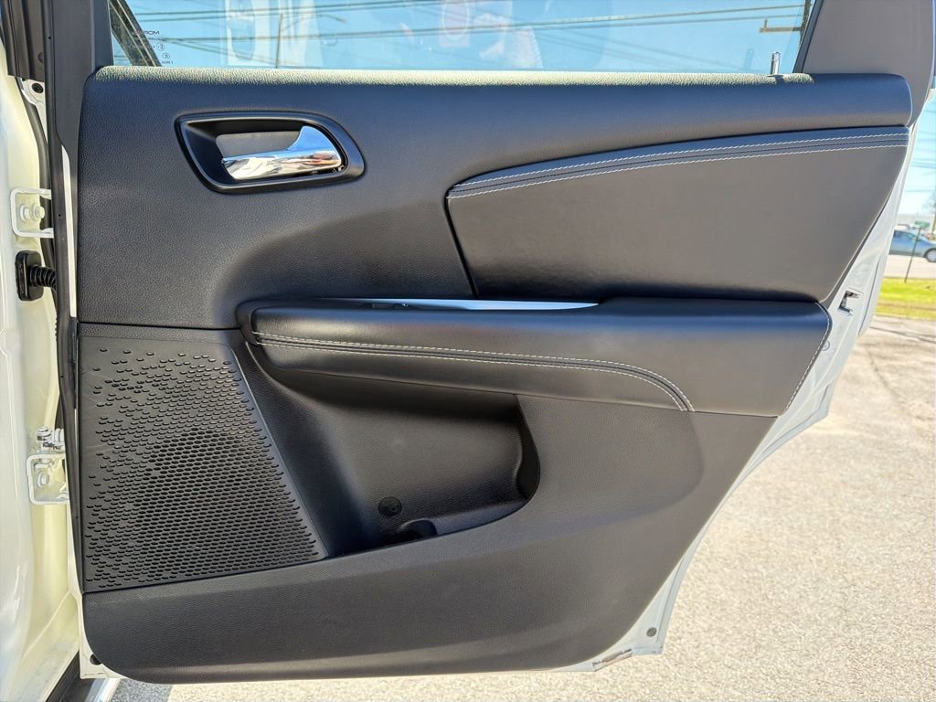 Used 2018 Dodge Journey Crossroad image 17
