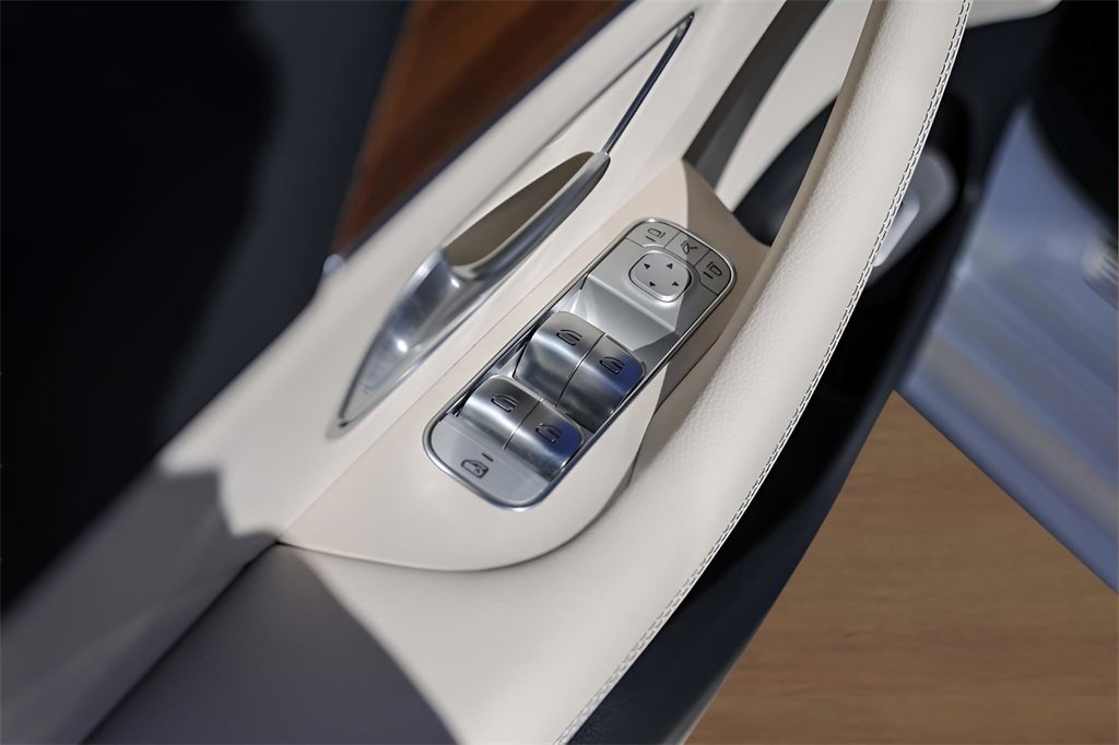 Used 2025 Mercedes-Benz GLE 350 4MATIC image 22