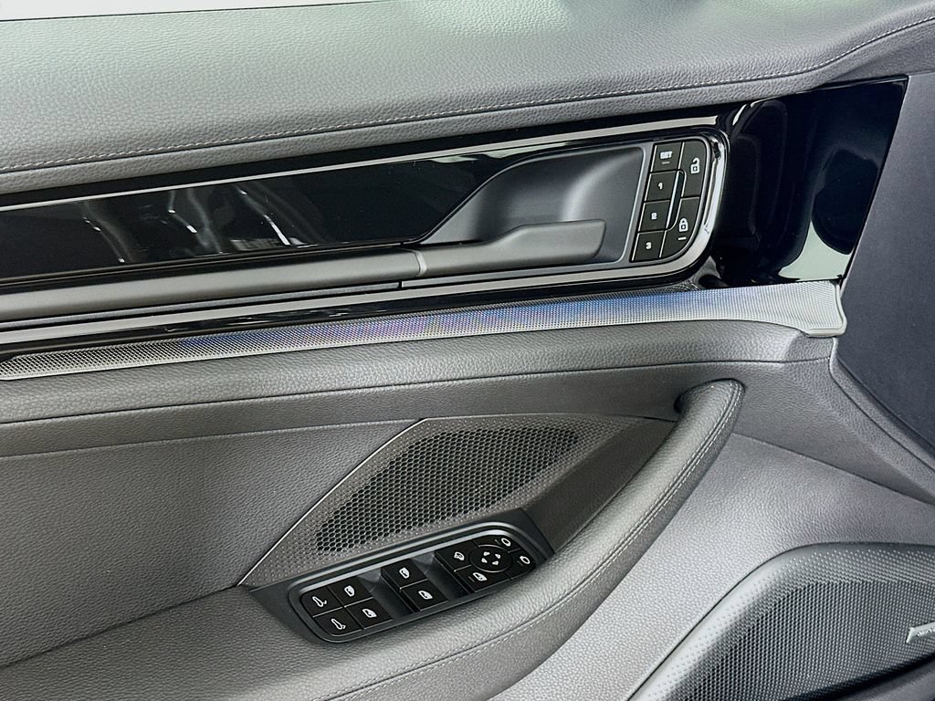 New 2026 Porsche Panamera RWD image 20