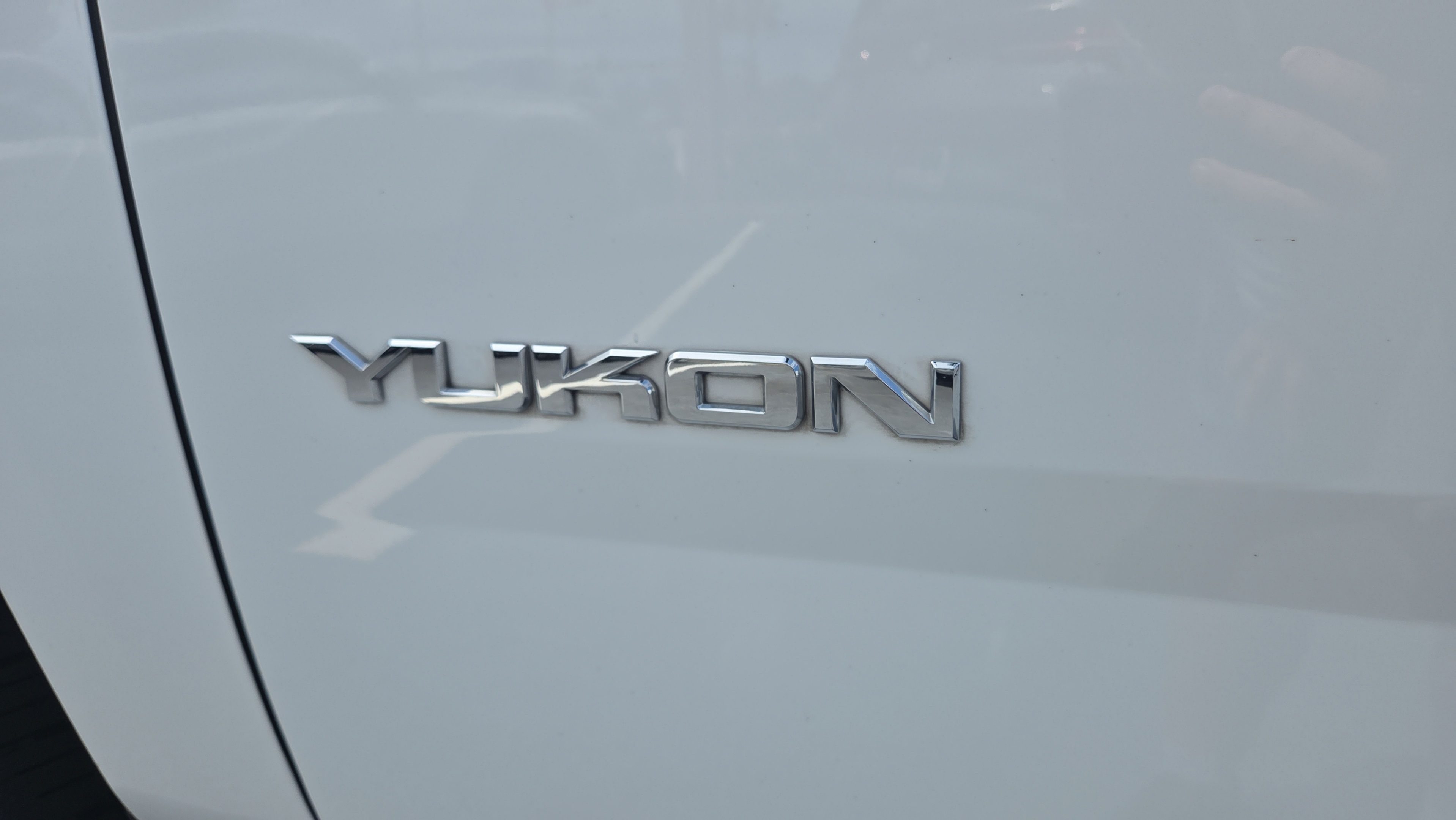 Used 2019 GMC Yukon SLT RWD image 9