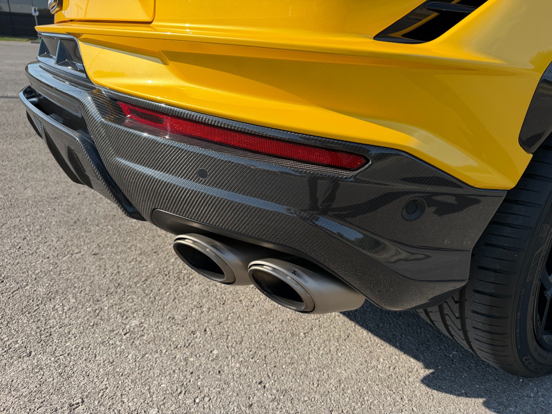 Used 2023 Lamborghini Urus Performante AWD/4WD image 90