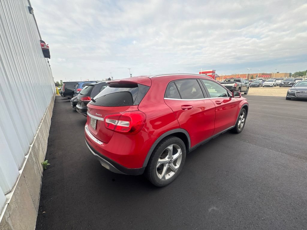 Used 2018 Mercedes-Benz GLA 250 4MATIC image 5