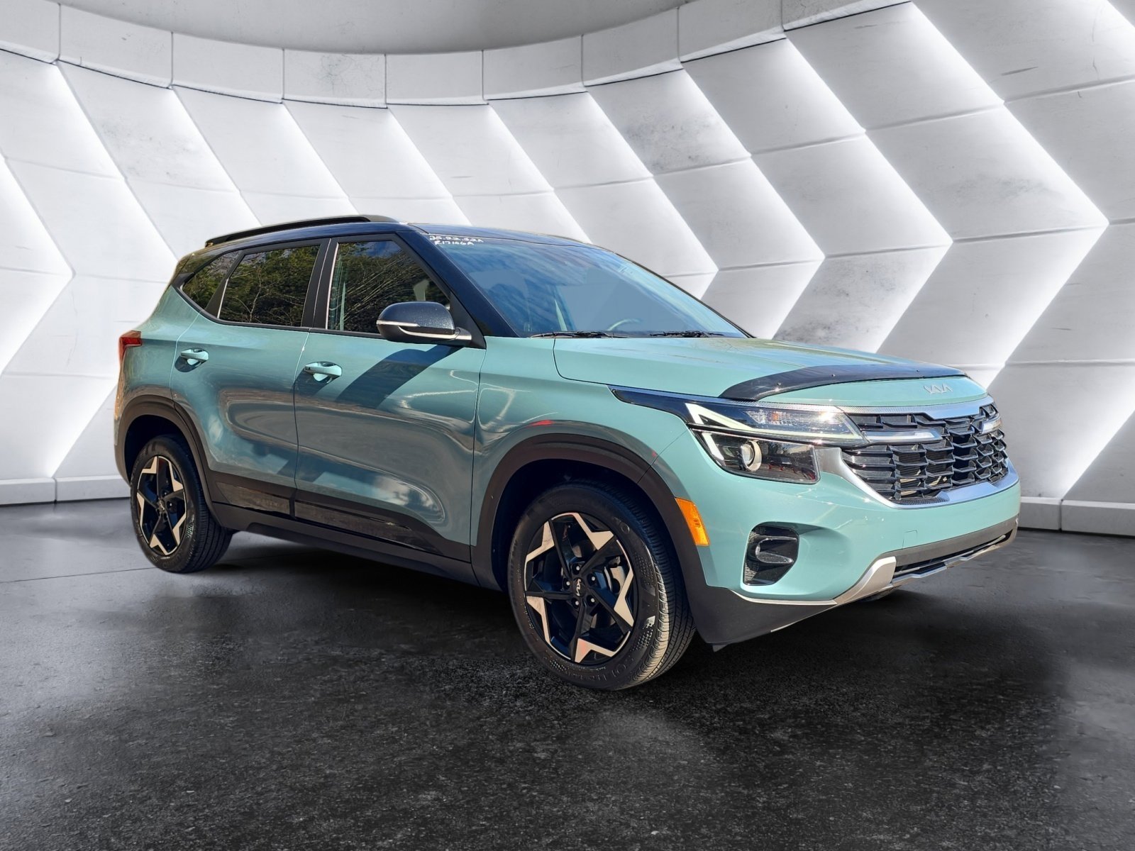 Used 2025 Kia Seltos S image 7