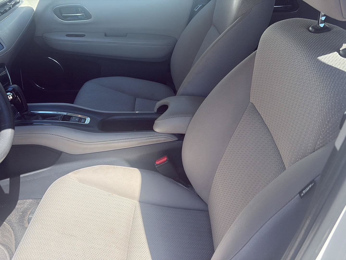 Used 2016 Honda HR-V EX image 4