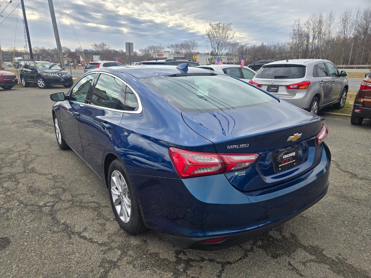 Used 2019 Chevrolet Malibu LT FWD image 9