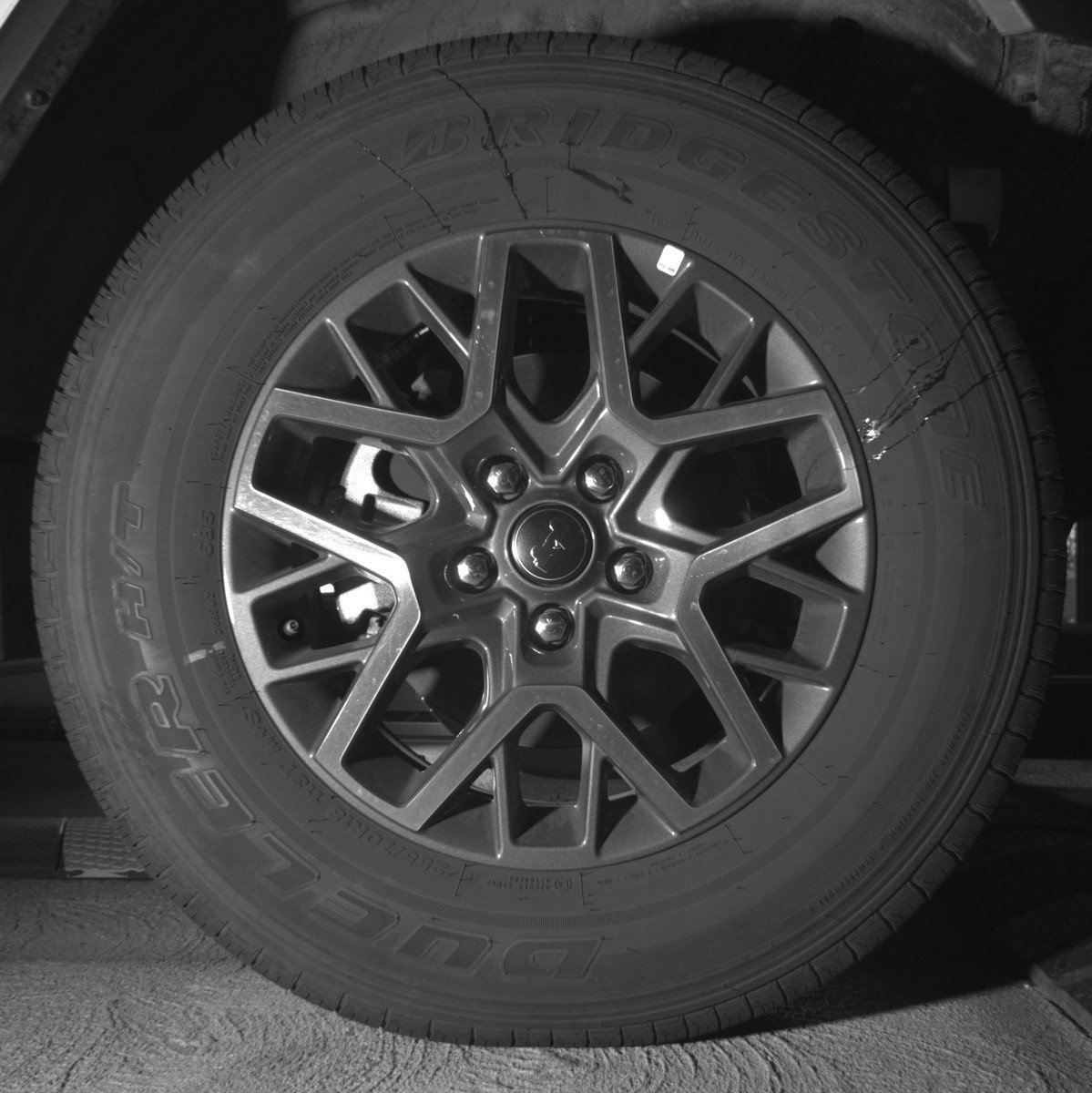 Used 2025 Jeep Wrangler Unlimited Sahara AWD/4WD image 13
