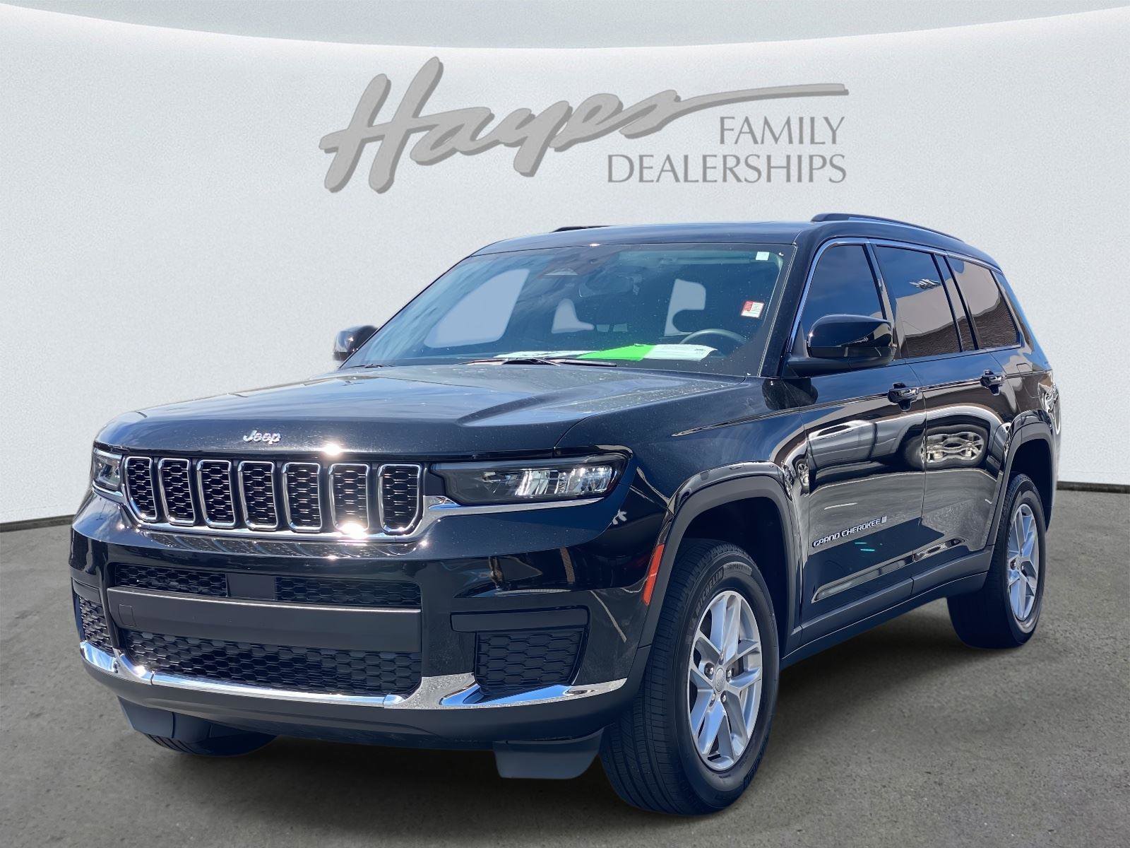Used 2023 Jeep Grand Cherokee L Laredo image 9