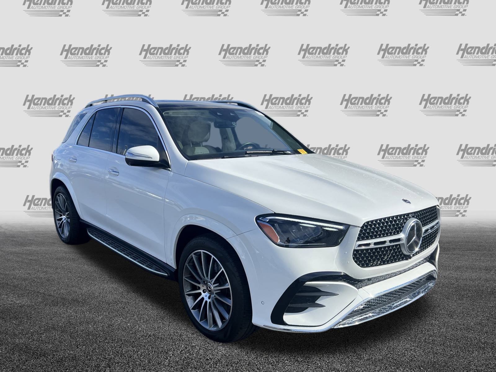 Certified 2024 Mercedes-Benz GLE 450e 4MATIC image 2