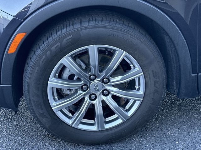 Used 2023 Cadillac XT4 Premium Luxury image 16