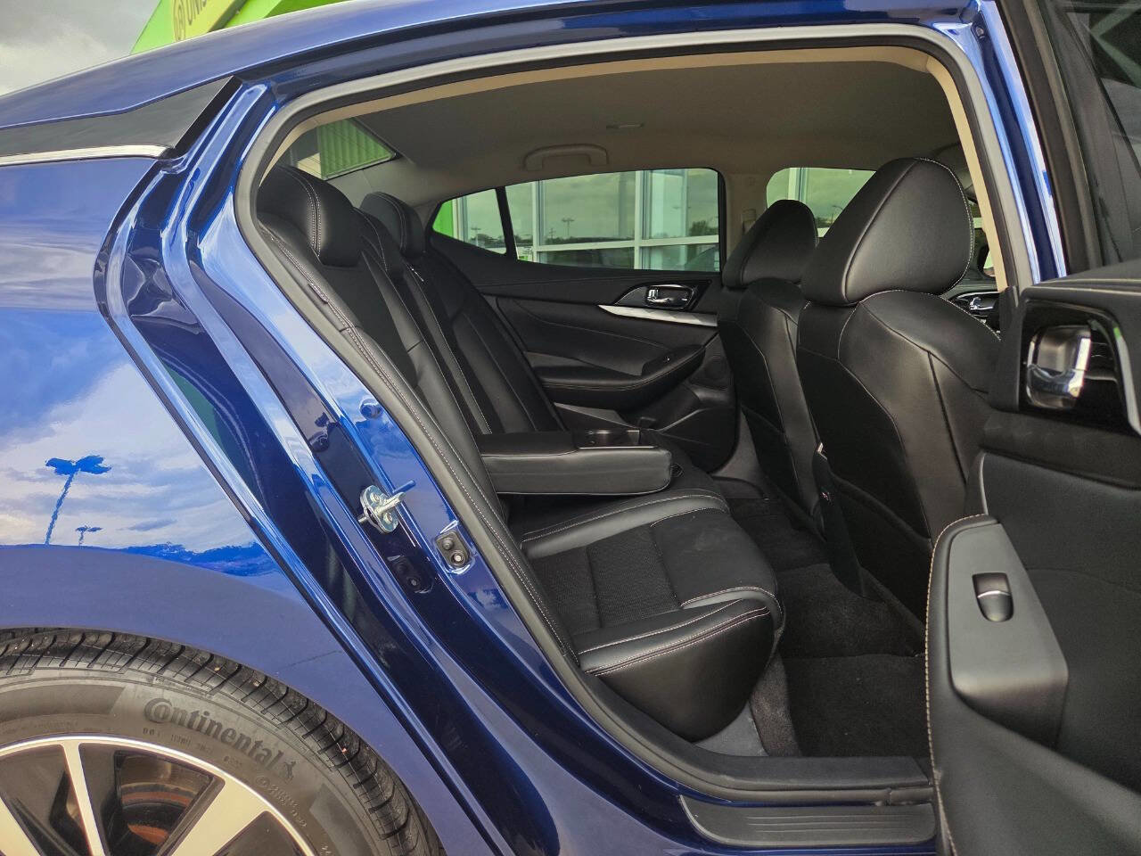 Used 2023 Nissan Maxima SV w/ Floor Mat Group image 24