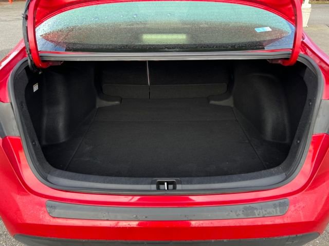 Used 2021 Toyota Corolla LE w/ Carpet Mat Package (TMS) image 14