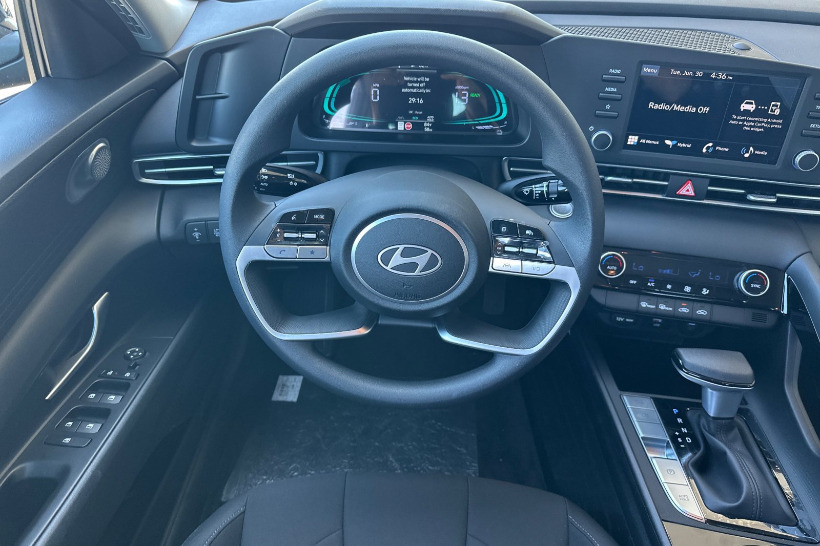 New 2026 Hyundai Elantra Hybrid FWD image 15