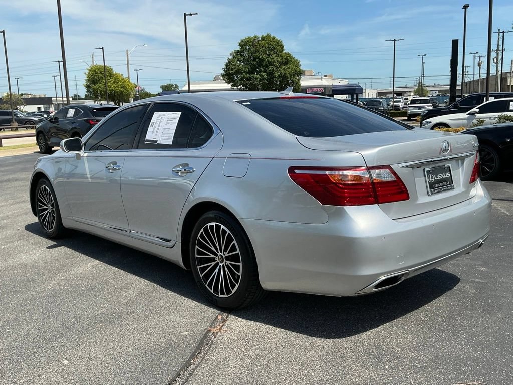 Used 2011 Lexus LS 460 AWD w/ Comfort Pkg image 5