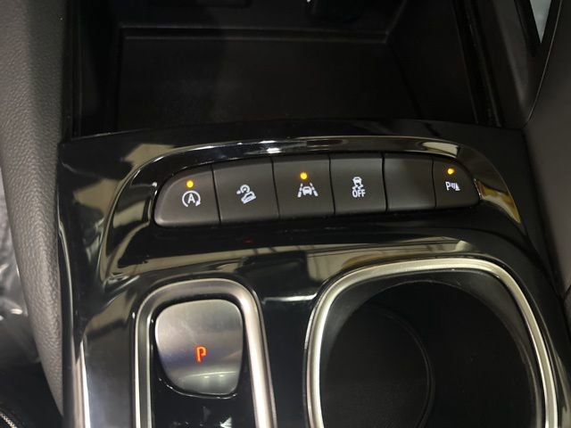 Used 2022 Buick Envision Essence w/ Safety Package image 28