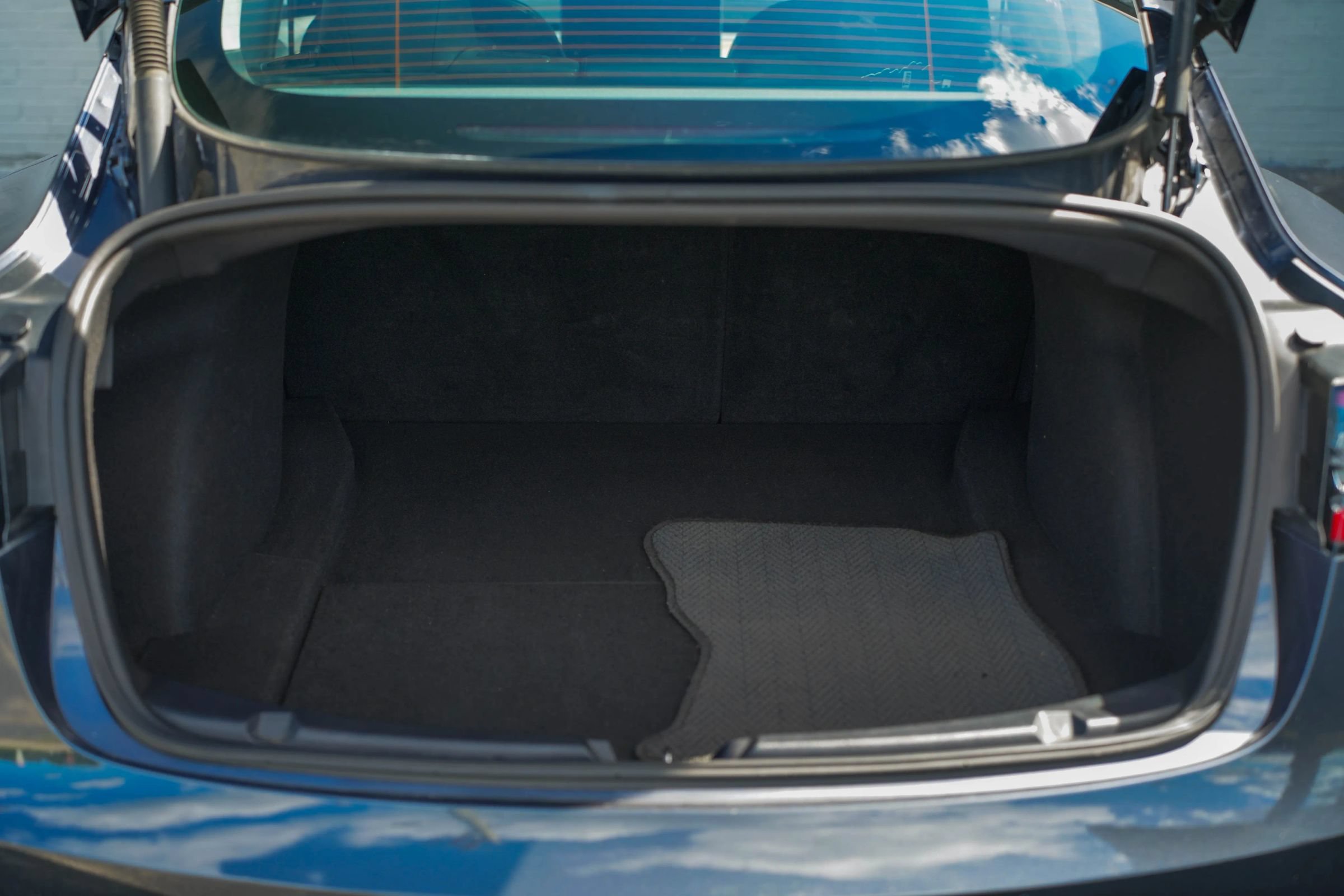 Used 2022 Tesla Model 3 Standard Range RWD image 31
