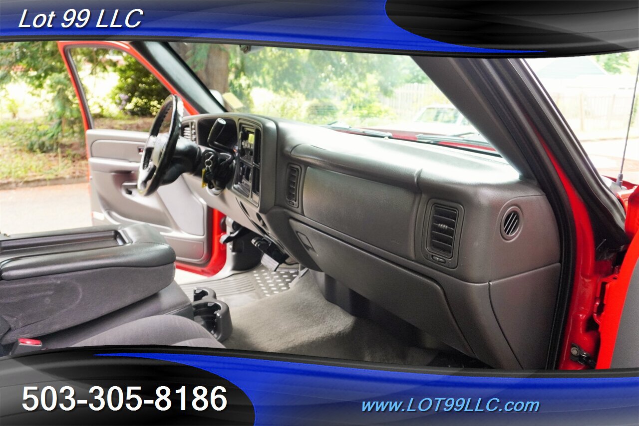 Used 2007 Chevrolet Silverado 2500 LT w/ Onstar Plus Package AWD/4WD image 18