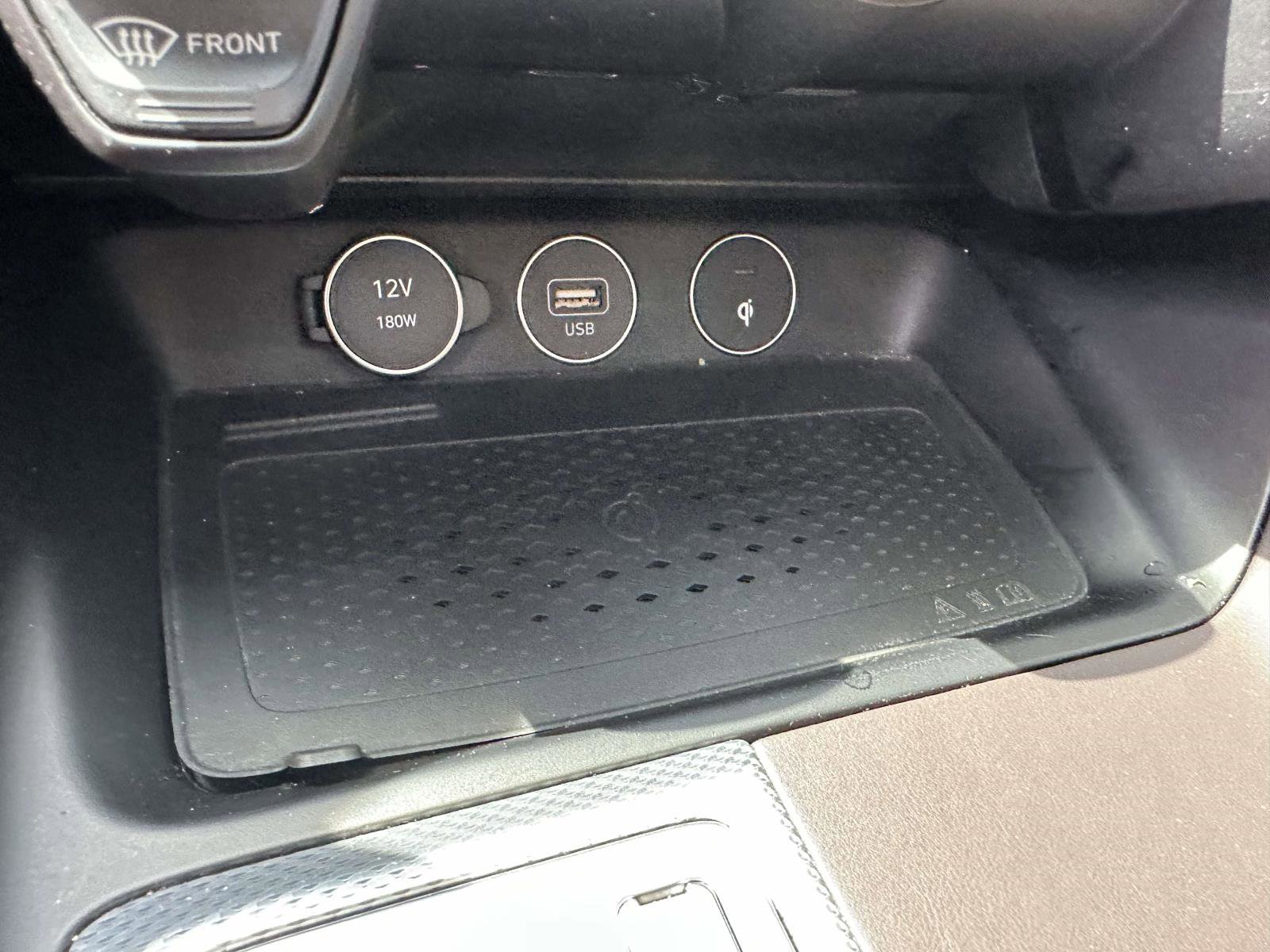 Used 2022 Genesis G70 2.0T w/ Prestige Package image 23