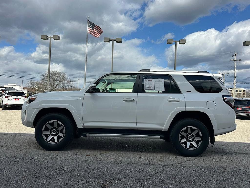 Certified 2023 Toyota 4Runner SR5 Premium w/ Moonroof Package image 2