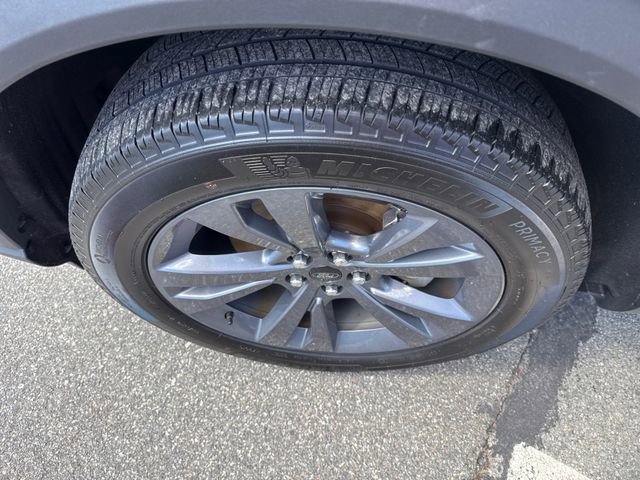 Used 2023 Ford Explorer XLT w/ Equipment Group 202A AWD/4WD image 15