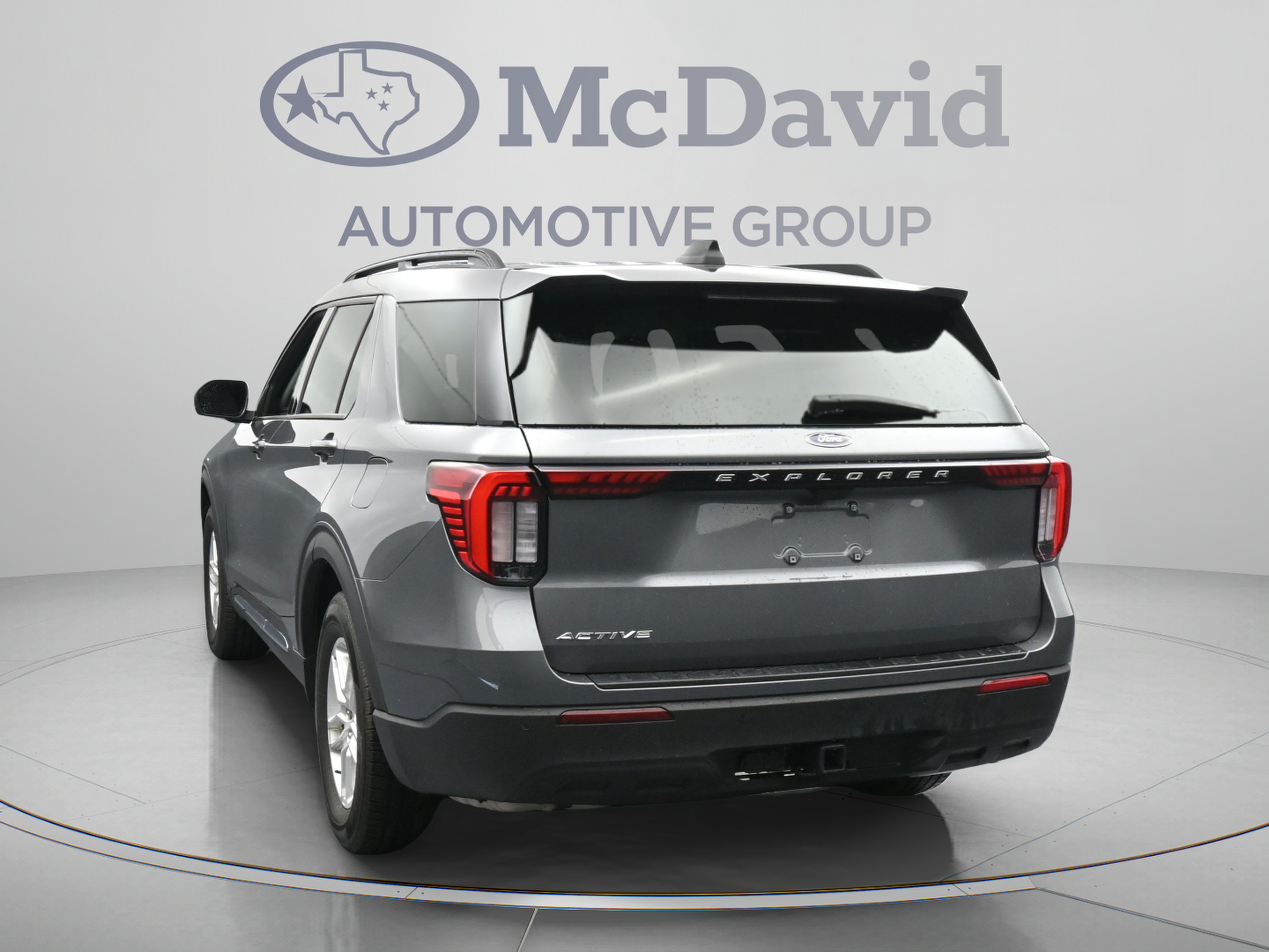 Used 2025 Ford Explorer Active RWD image 7