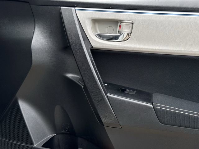 Used 2016 Toyota Corolla LE image 27
