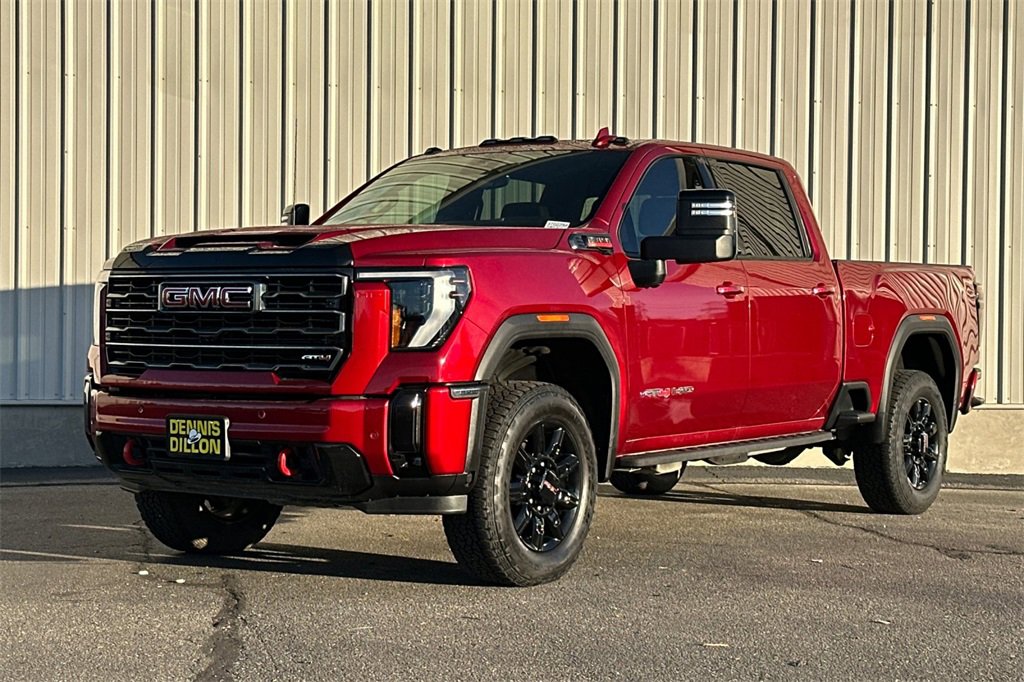 Used 2025 GMC Sierra 2500 AT4 w/ AT4 Premium Plus Package image 8