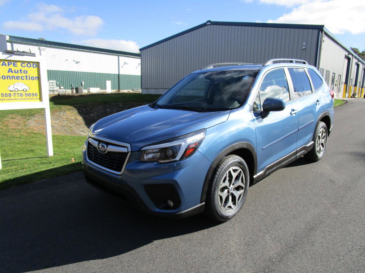 Used 2021 Subaru Forester Premium image 1