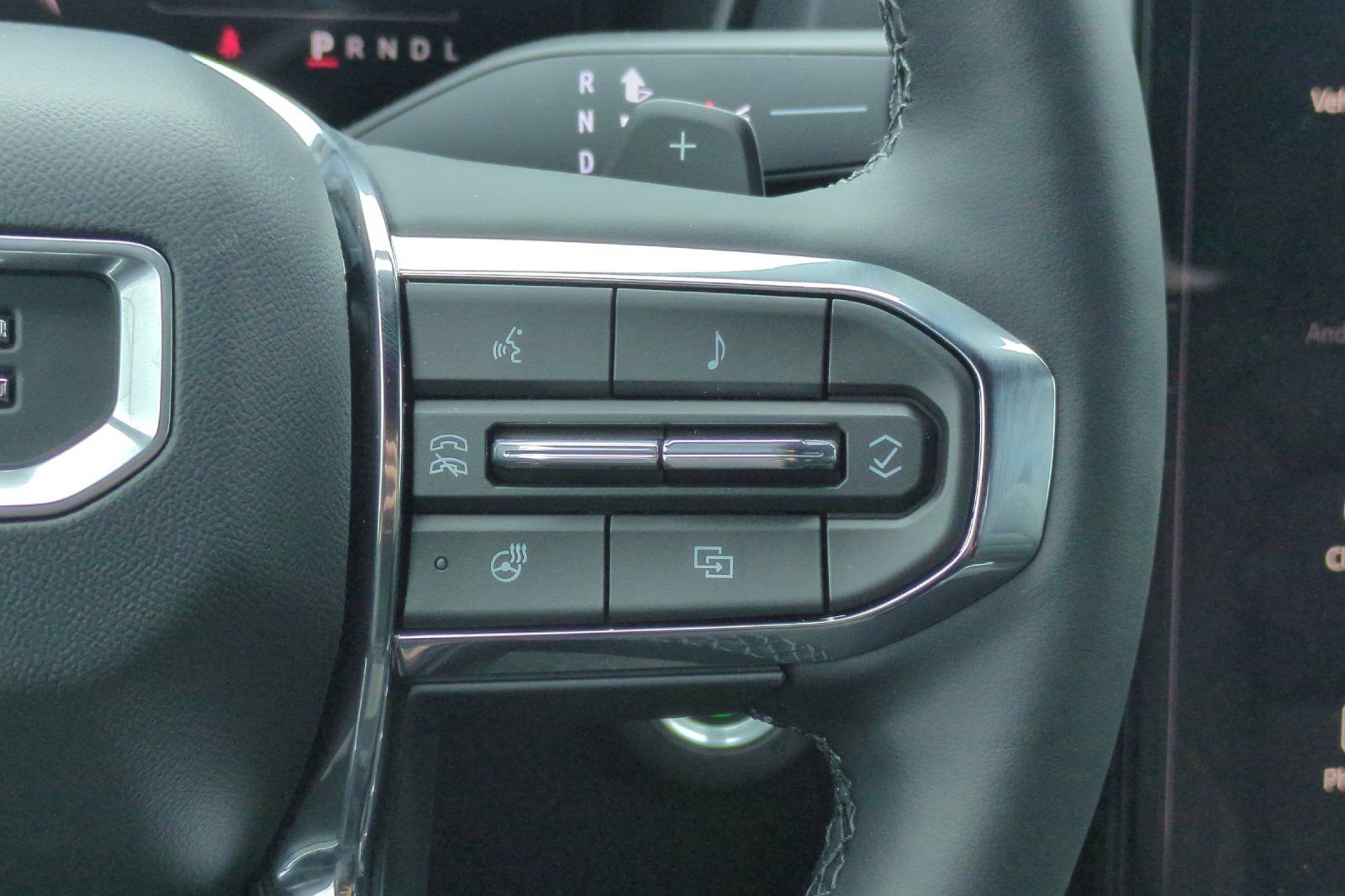 New 2026 GMC Terrain Elevation w/ Elevation Premium Package AWD/4WD image 29