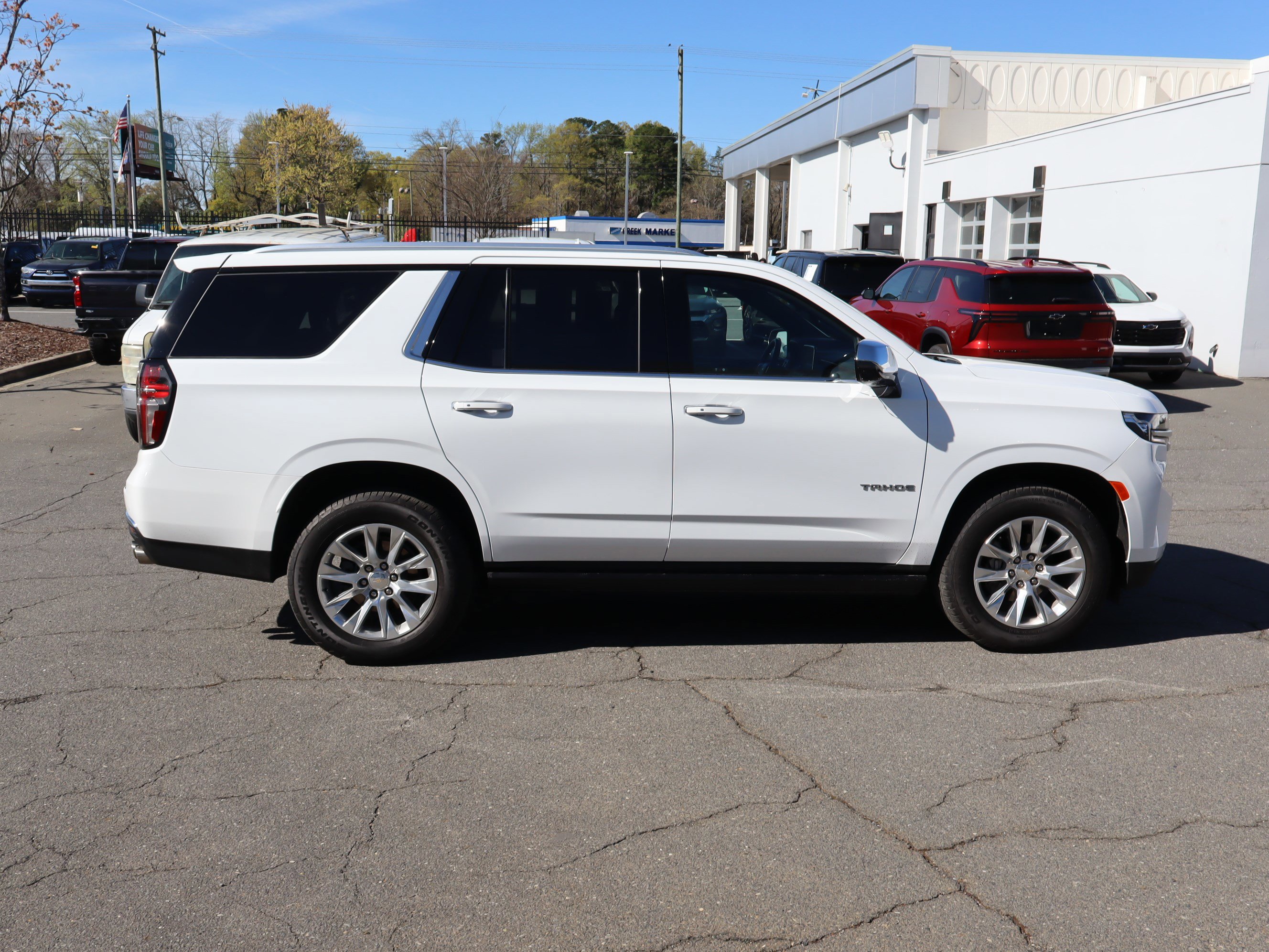 Certified 2024 Chevrolet Tahoe Premier w/ Premium Package AWD/4WD image 11