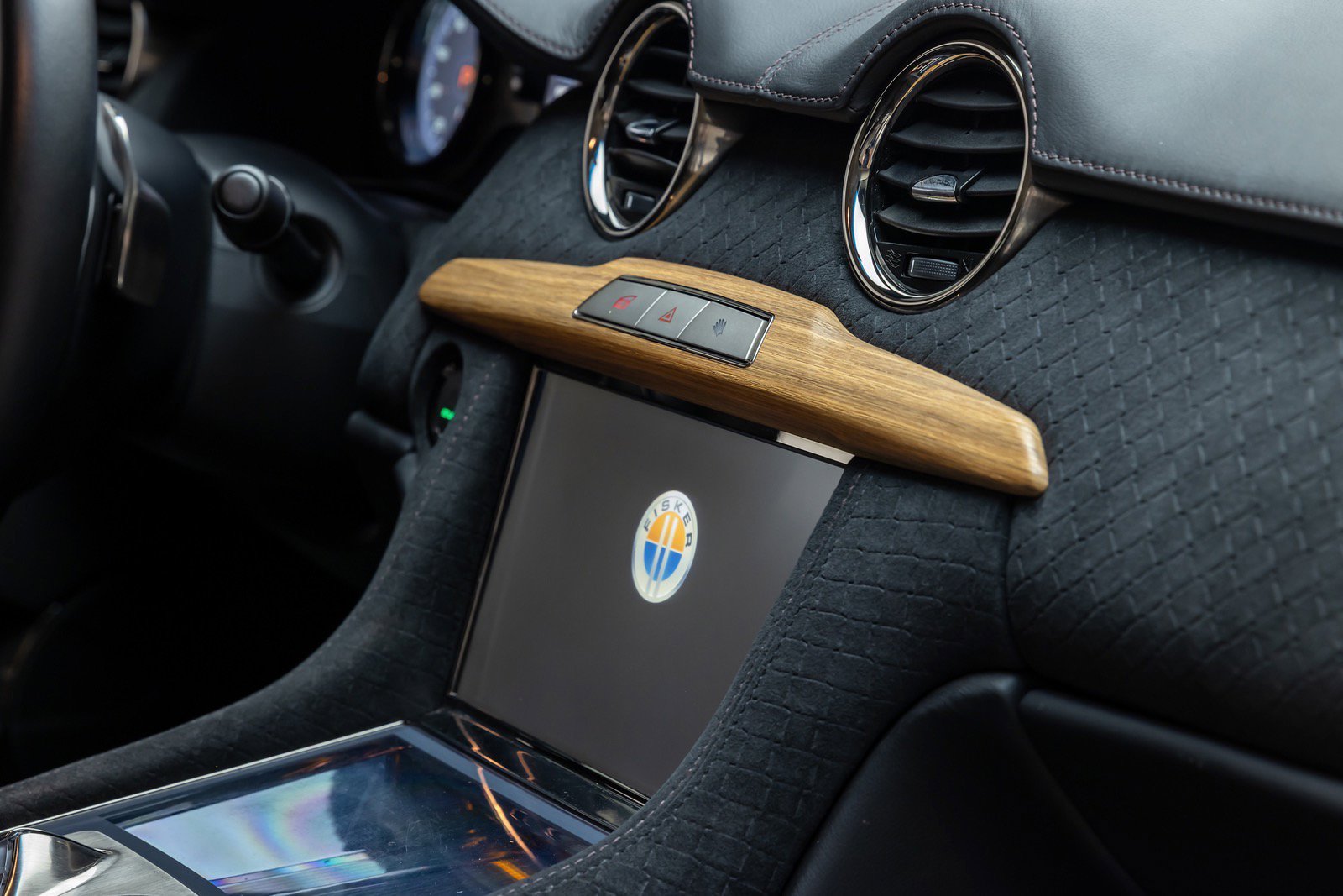 Used 2012 Fisker Karma EcoSport image 19