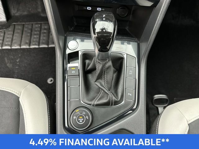 Used 2025 Volkswagen Taos SE image 21