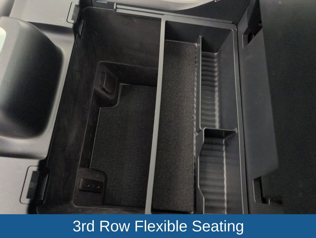 Certified 2025 Ford Expedition Active image 47