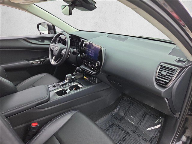 Used 2025 Lexus NX 250 AWD w/ Accessory Package (2T) image 19