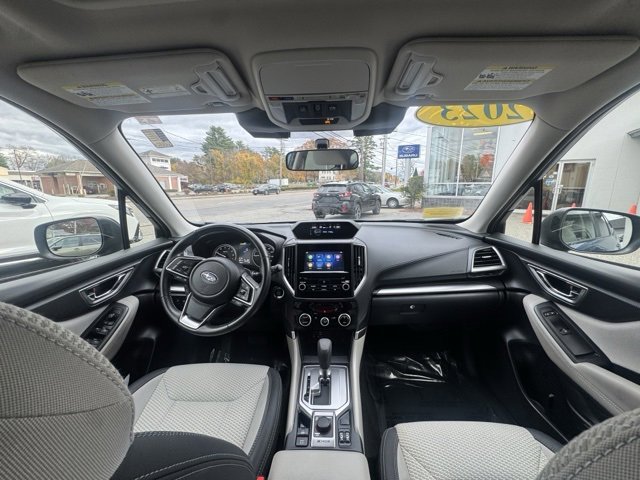 Used 2023 Subaru Forester Premium image 15