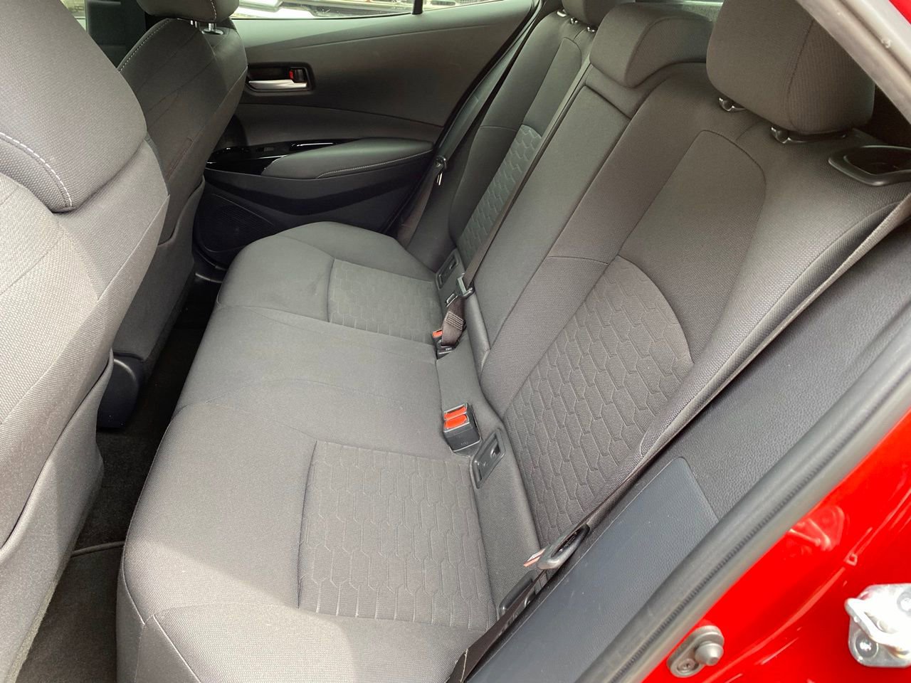 Used 2021 Toyota Corolla SE w/ Special Edition image 14