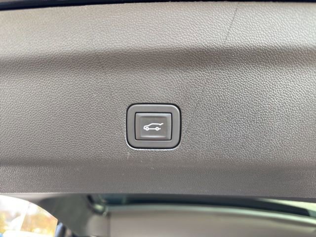 Certified 2025 Cadillac Escalade Sport w/ Touring Package image 22