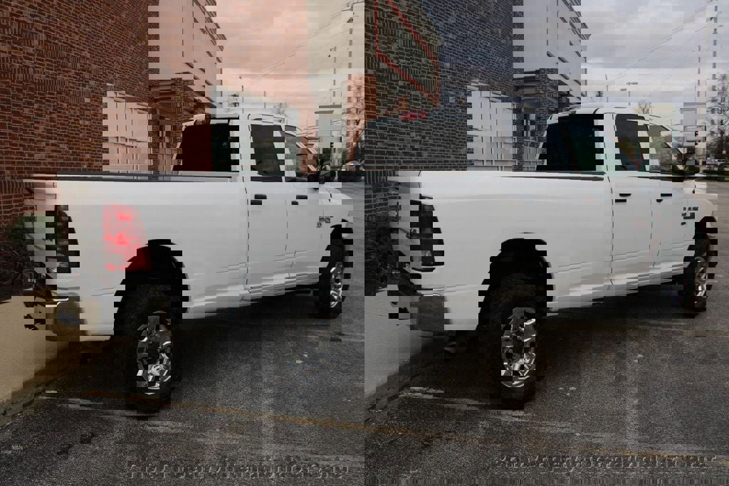 Used 2017 RAM 3500 Tradesman w/ Chrome Appearance Group image 4