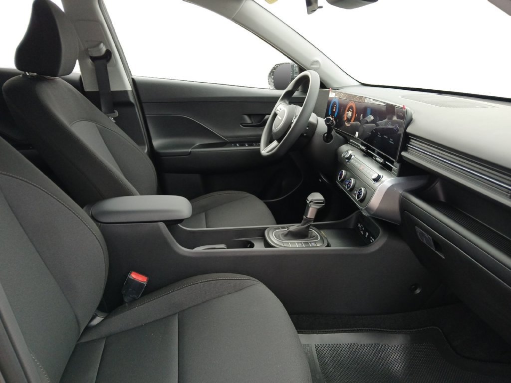 New 2027 Hyundai Kona SE FWD image 15