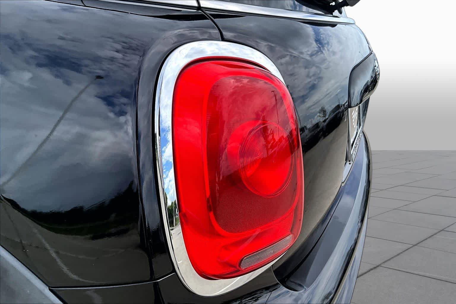 Used 2018 MINI Cooper S FWD image 28