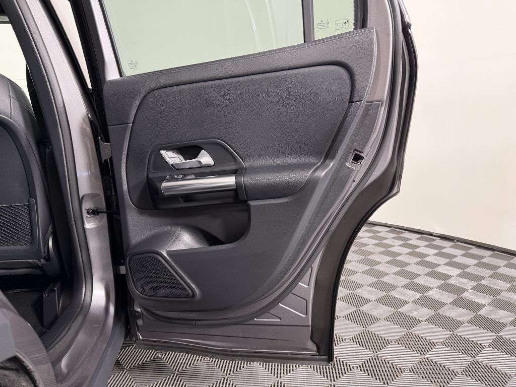 Used 2022 Mercedes-Benz GLA 250 4MATIC image 52