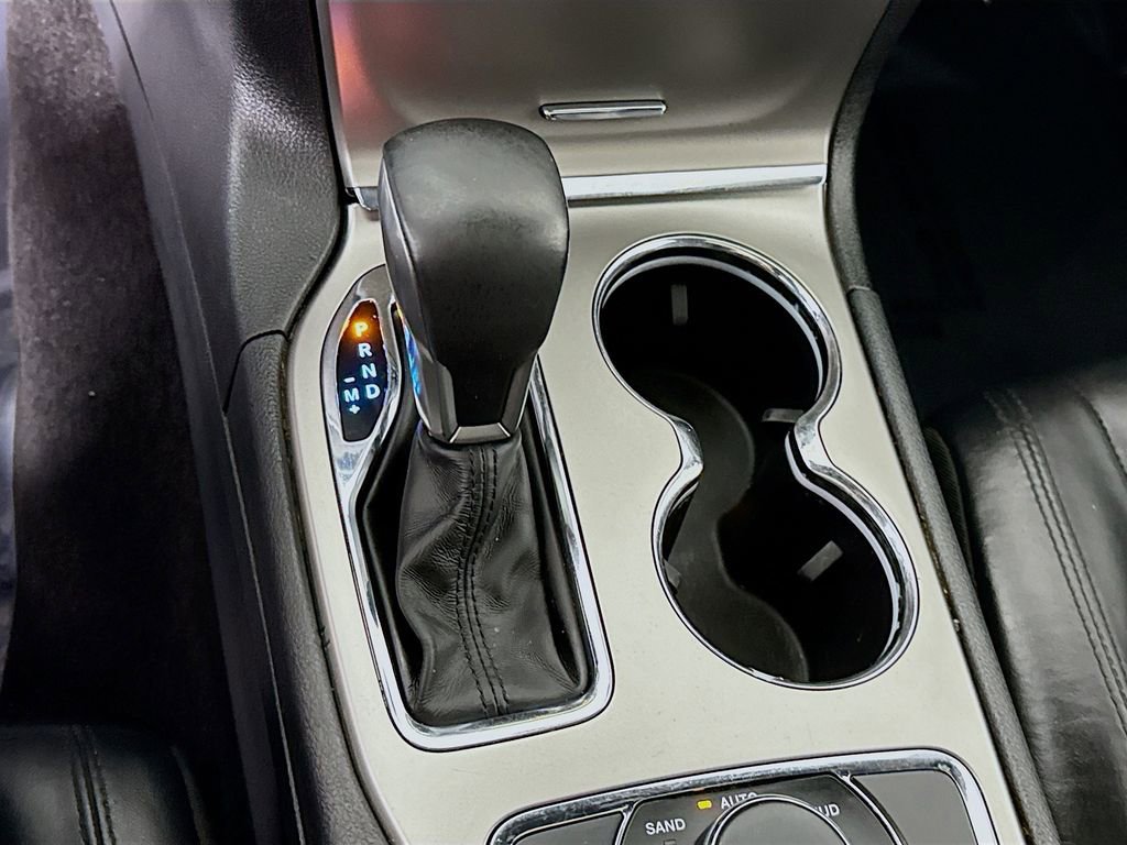 Used 2018 Jeep Grand Cherokee Limited AWD/4WD image 10