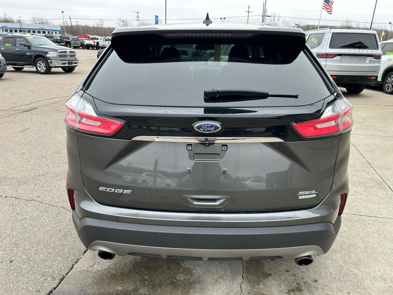 Used 2019 Ford Edge SEL w/ Equipment Group 201A image 6