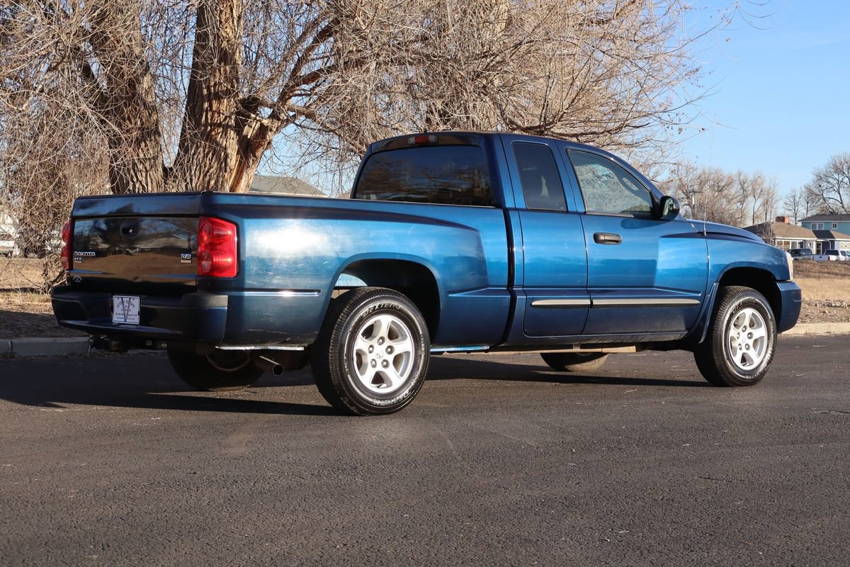 Used 2007 Dodge Dakota SLT image 5