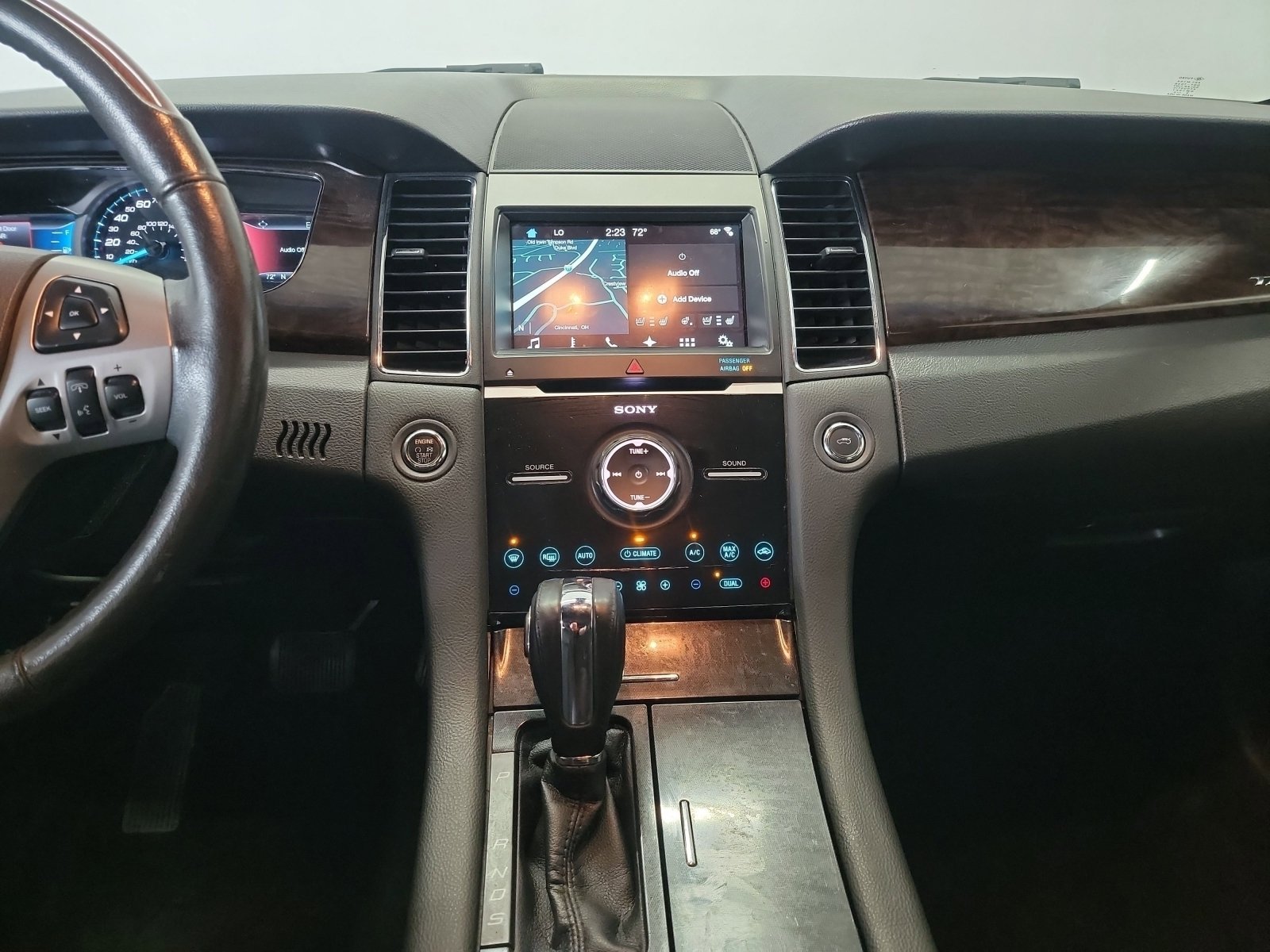 Used 2017 Ford Taurus Limited FWD image 20