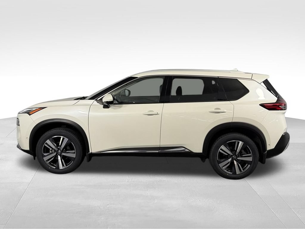 Used 2023 Nissan Rogue Platinum FWD image 9