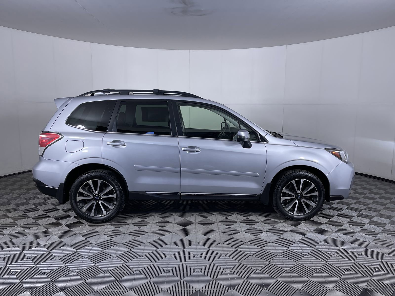 Used 2018 Subaru Forester 2.0XT Touring image 10