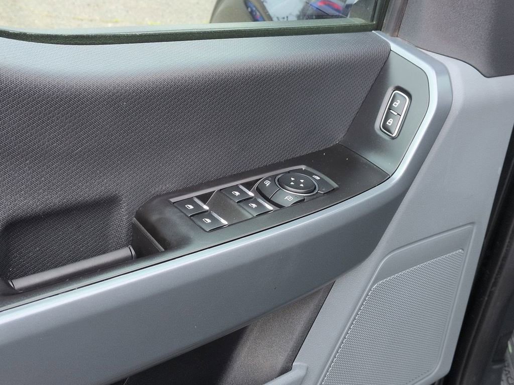 Used 2023 Ford F150 XLT AWD/4WD image 10